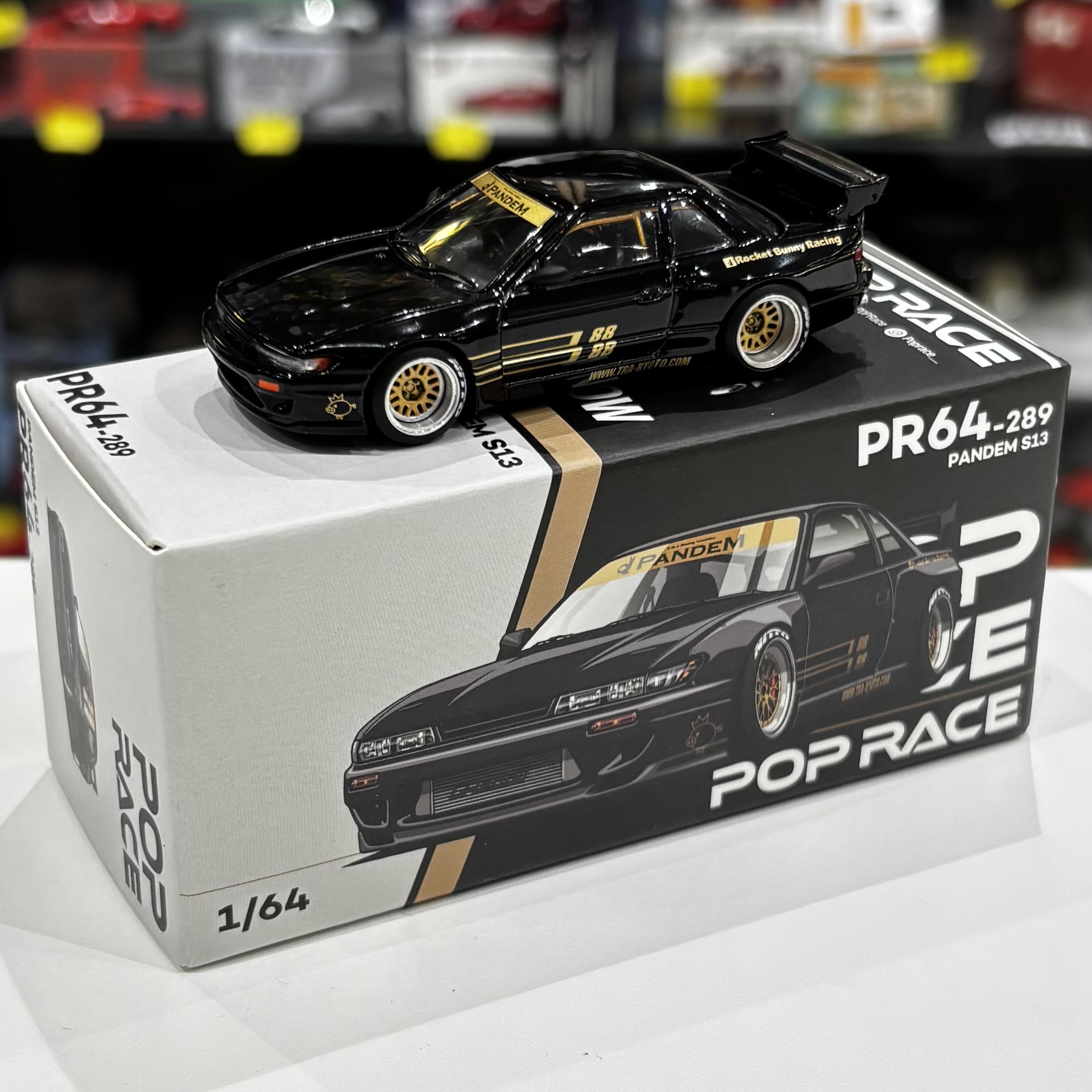 Pop Race PR640289 1:64 Pandem Nissan Silvia S13 black & gold