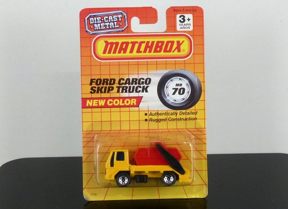 Matchbox International MI 178 MB-70 Ford Skip Truck yellow & red USA export version (Thailand) SEALED